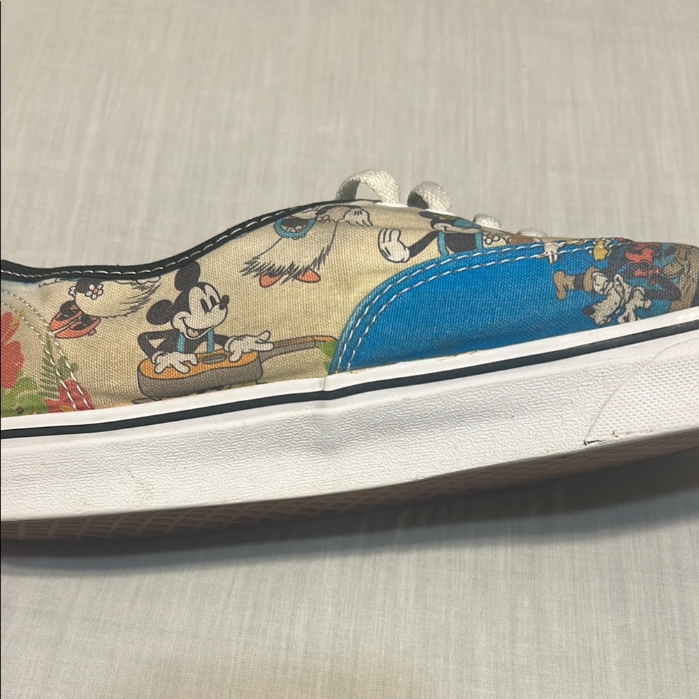 Vans Disney Authentic Mickey Mouse Aloha Patterned Sneakers - Picture 6 of 11
